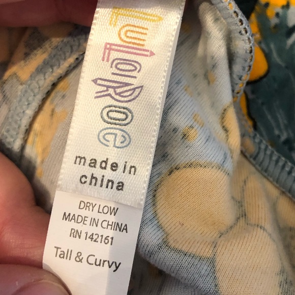 Unicorn!!! LulaRoe Leggings TC - Picture 2 of 2